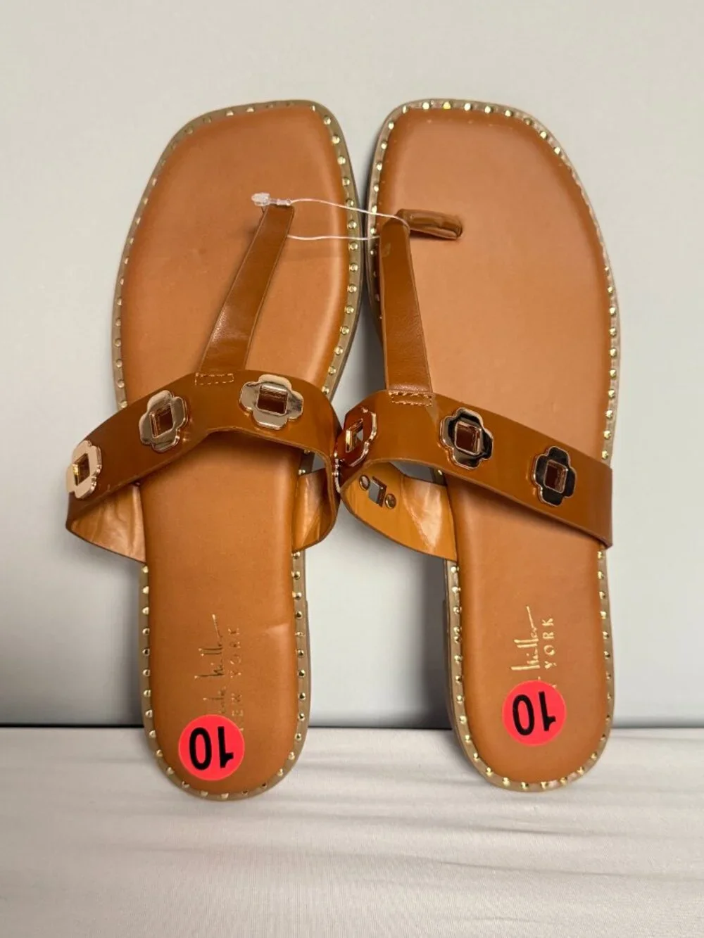 NEW 10 Nicole Miller New York Korey Cognac Studded Thong Sandals Gold Hardware